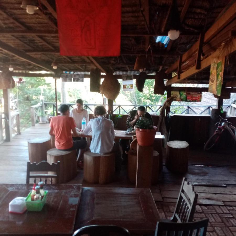 Quiet Garden View Lodge&Trekking Banlung Bagian luar foto