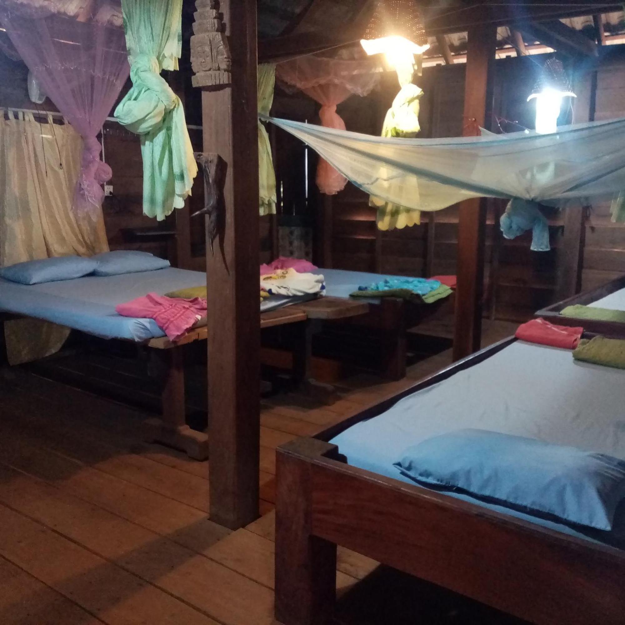 Quiet Garden View Lodge&Trekking Banlung Bagian luar foto